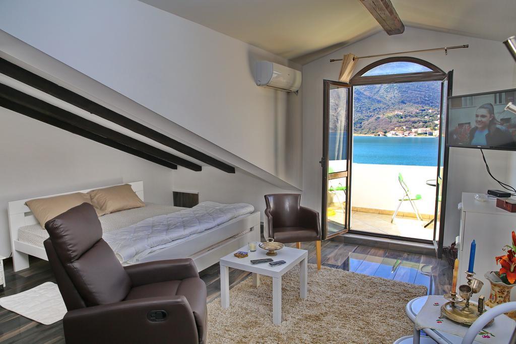 Apartment Jovana Kotor Exterior photo