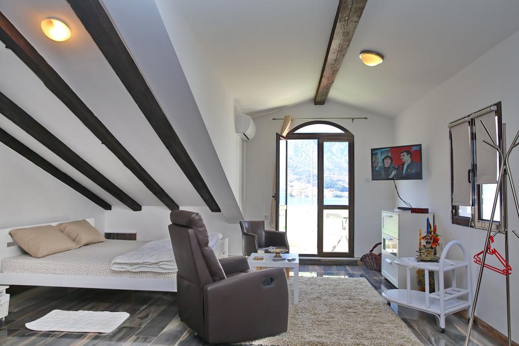Apartment Jovana Kotor Exterior photo
