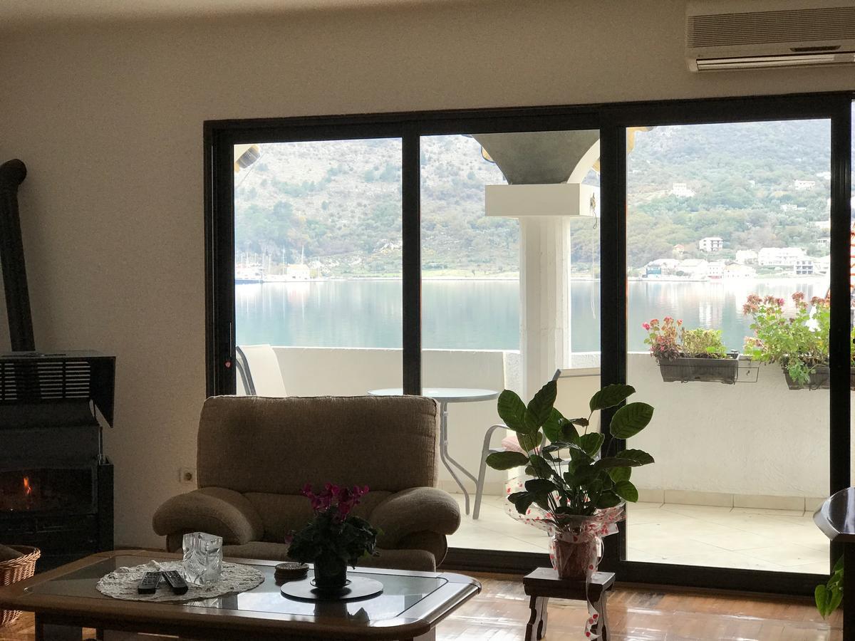 Apartment Jovana Kotor Exterior photo